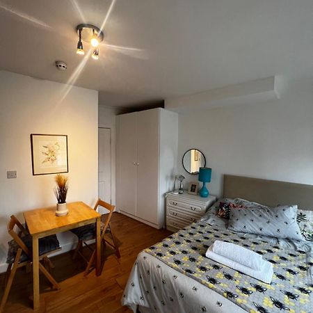 Апартаменти Flat In Лондон Екстер'єр фото